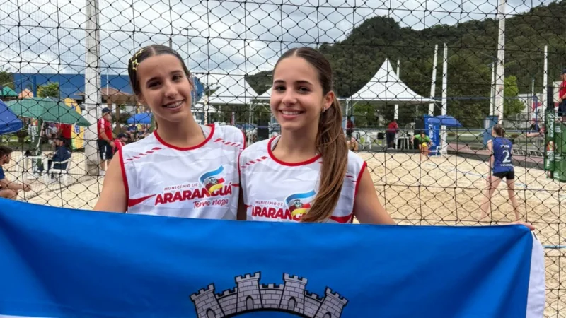 Vôlei de praia feminino de Araranguá estreia com vitória na Olesc em Brusque