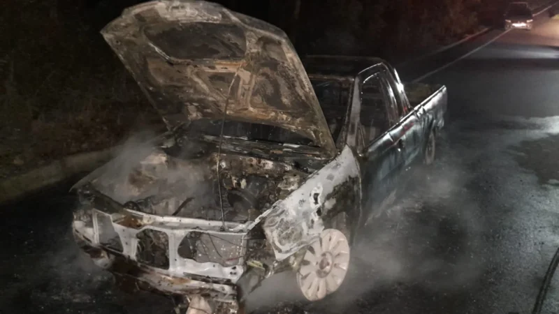Veículo pega fogo em rodovia de Morro da Fumaça e mobiliza Corpo de Bombeiros