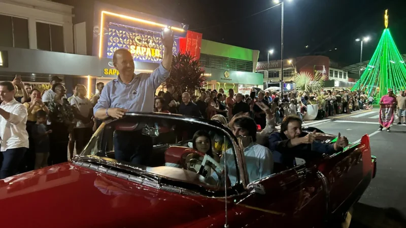 Natal das Avenidas encanta Araranguá e reúne milhares em abertura oficial