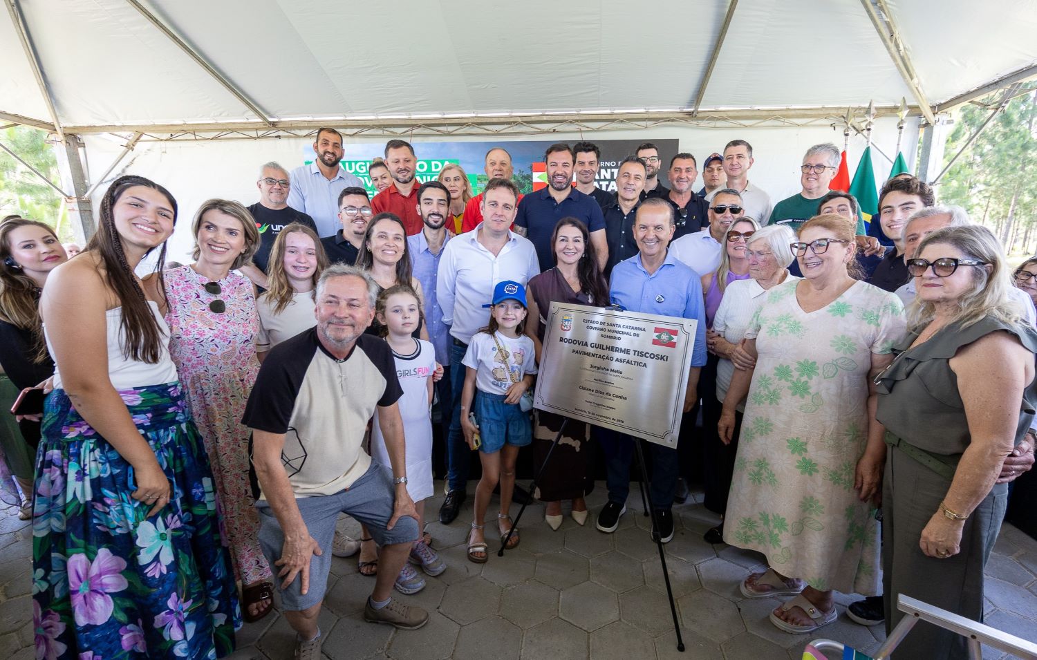 Governador inaugura Guilherme Tiskoski e anuncia R$ 800 mil para ponte Sombrio-Gaivota