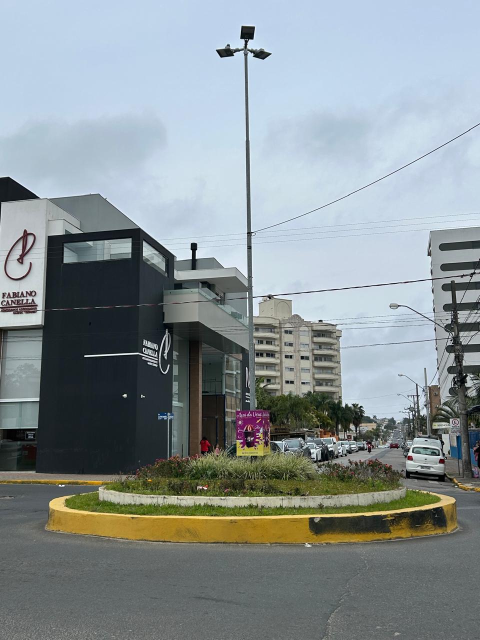 Prefeitura de Araranguá retoma obra de drenagem na Rua Caetano Lummertz e alerta para mudanças no trânsito