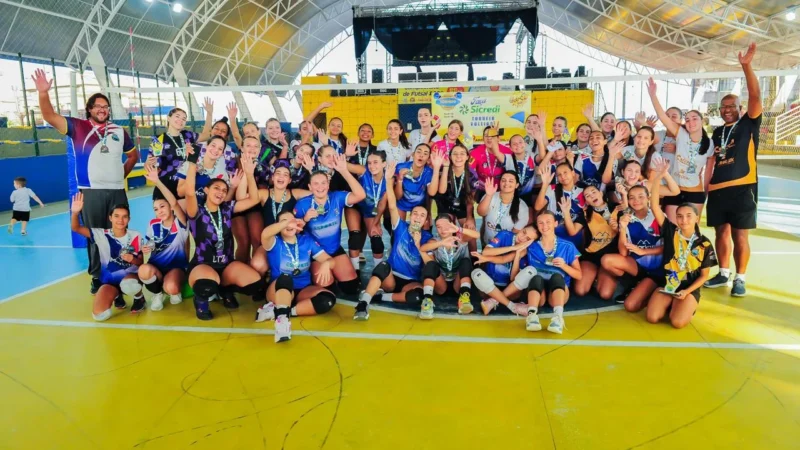 Taça Sicredi reúne jovens talentos e agita o vôlei feminino Sub-15 em Balneário Arroio do Silva
