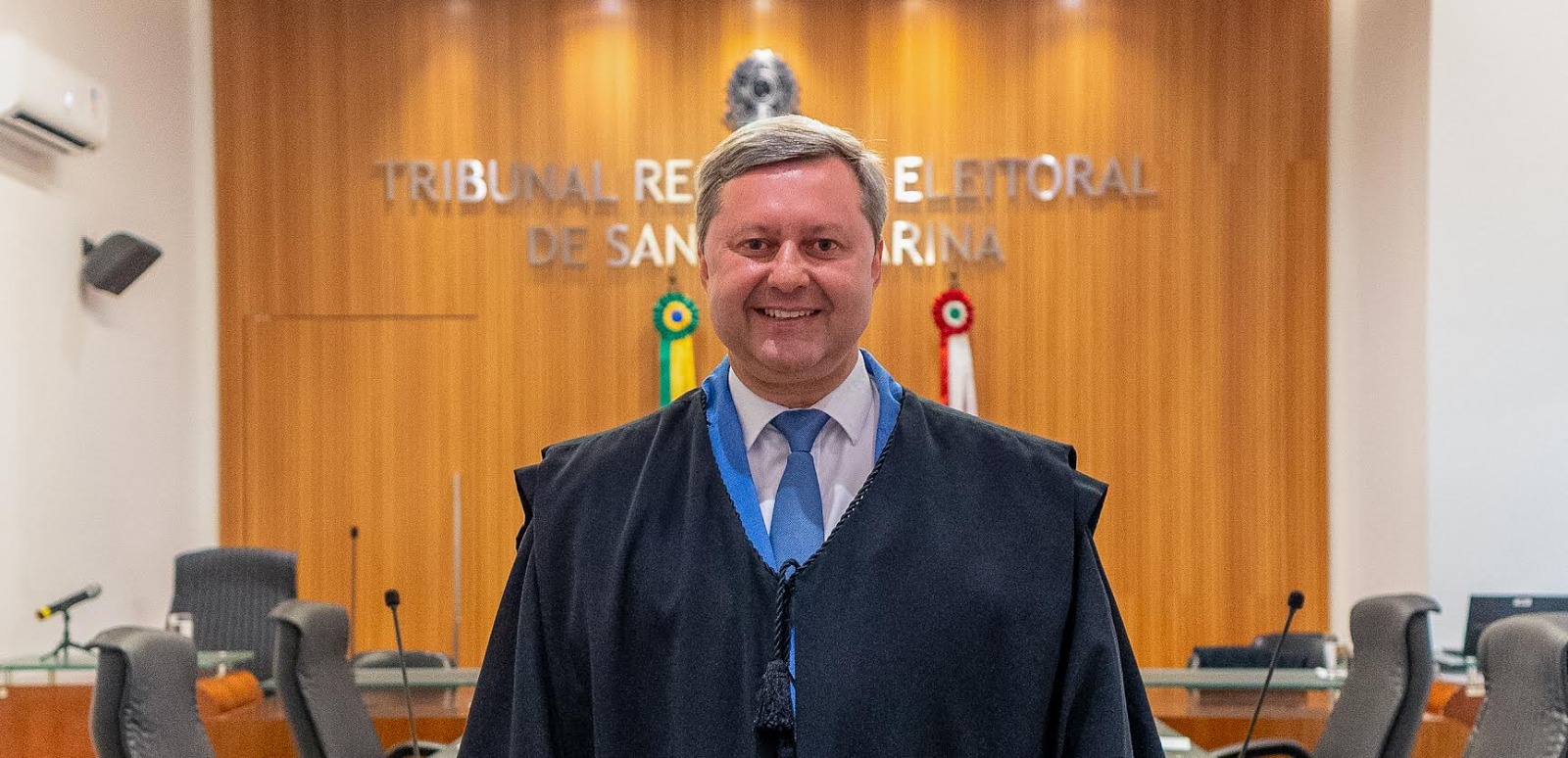 Jurista José Sérgio da Silva Cristóvam é empossado desembargador eleitoral do TRE-SC