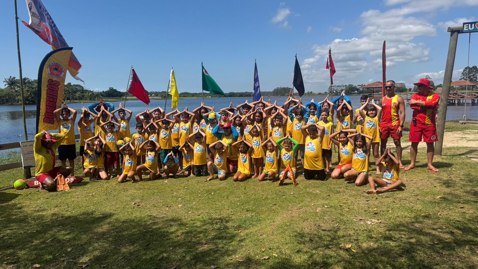 Programa Golfinho forma mais de 440 crianças e entra nas últimas edições no Litoral Sul