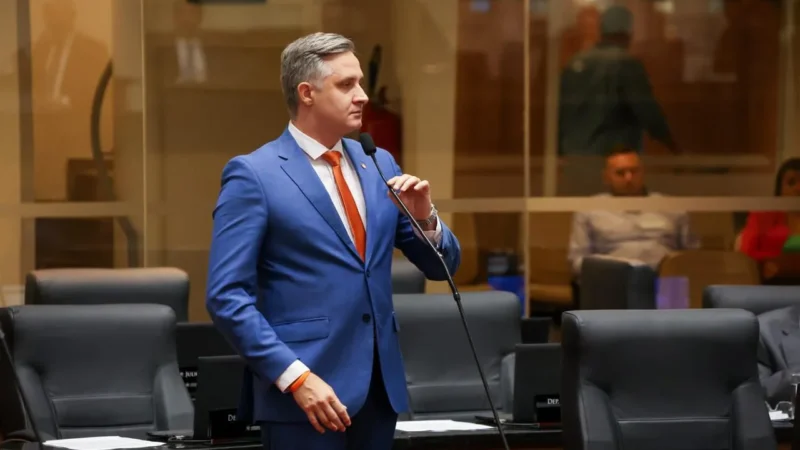 Projeto propõe coleta de digitais de mães e bebês para reforçar segurança em maternidades de SC