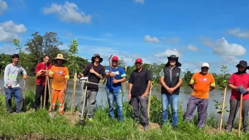FAMA realiza plantio para recuperar margens do Rio Araranguá e reforçar preservação ambiental