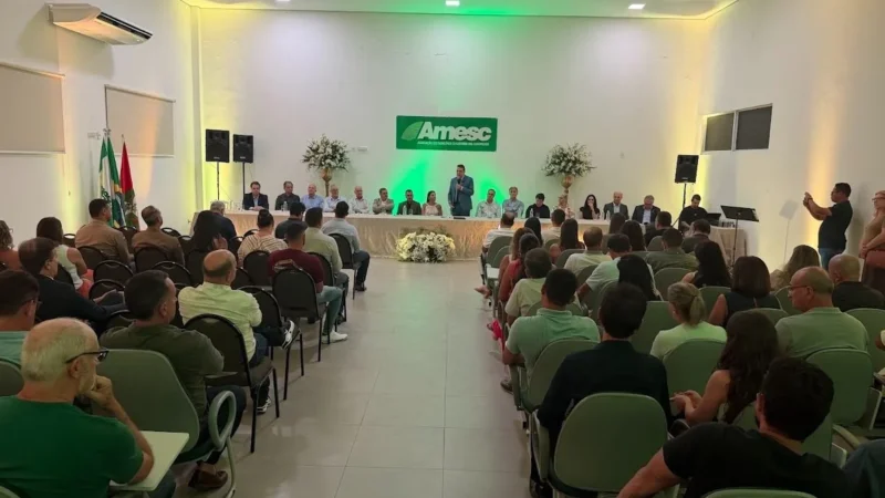 Alex Bianchin faz história ao assumir pela terceira vez a presidência da AMESC