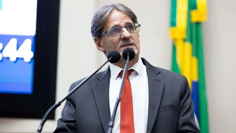 Saretta cobra força-tarefa para zerar filas de cirurgias ortopédicas em SC