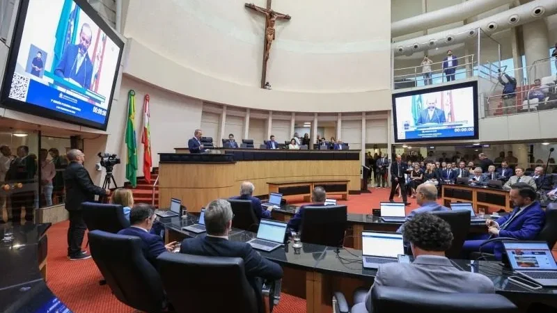 Com foco em equilíbrio fiscal, Jorginho Mello projeta novas obras e investimentos para 2026