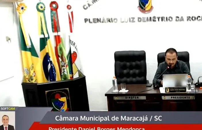 Presidente cumpre acordo e Gisele será presidente da Câmara de Maracajá