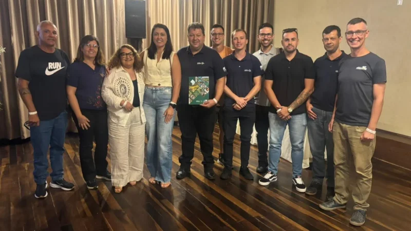 Araranguá se posiciona no futuro do turismo com participação em seminário regional