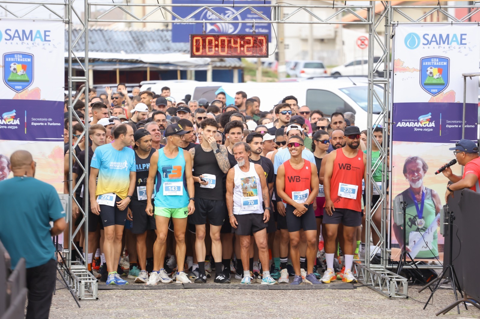 Corrida reúne 400 atletas e movimenta o Morro dos Conventos em Araranguá