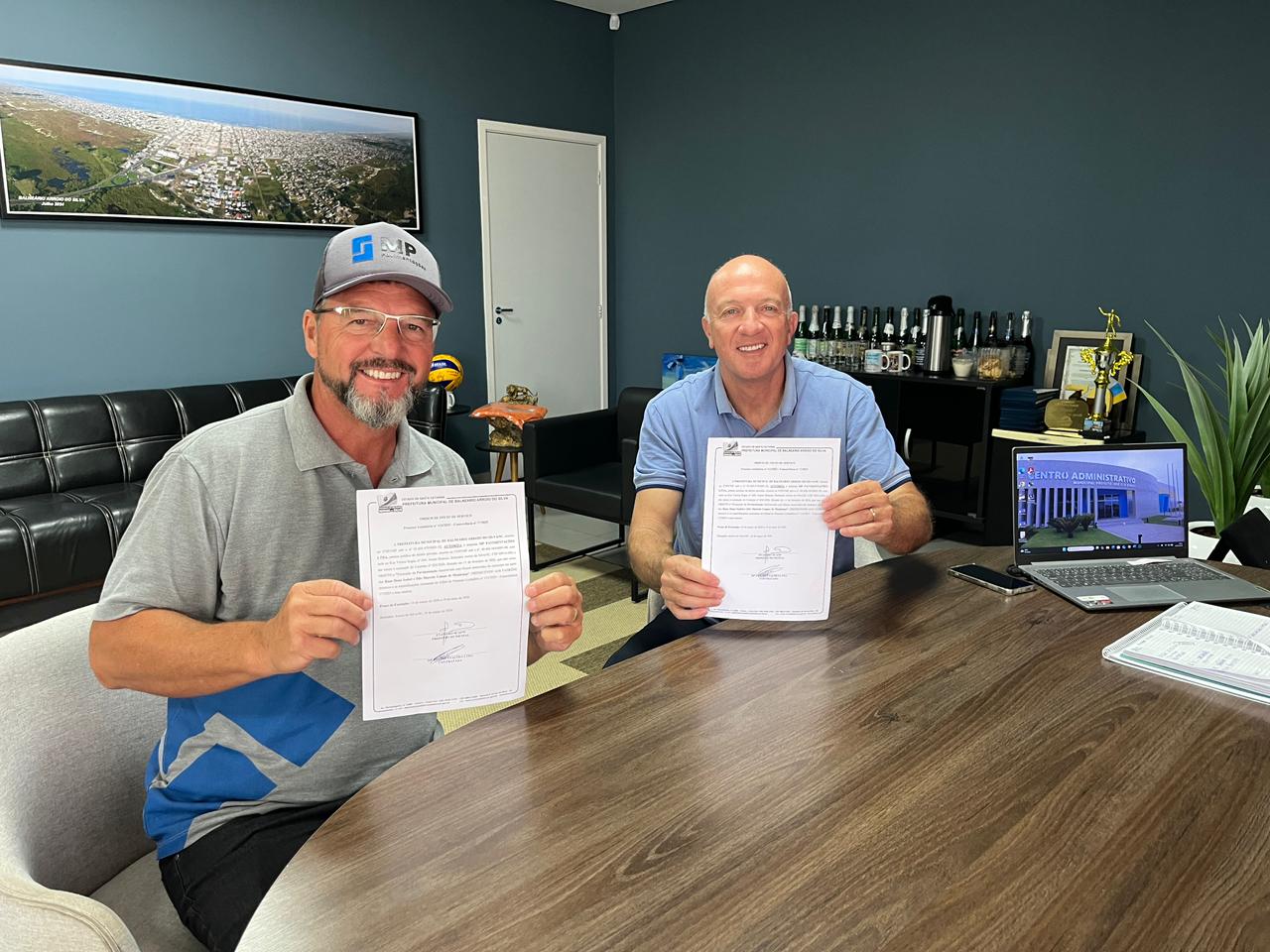 PREFEITURA AUTORIZA PAVIMENTAÇÃO DE TRECHOS DAS RUAS DONA ISABEL E ILDO MARCELO CAMPOS DE MENDONÇA