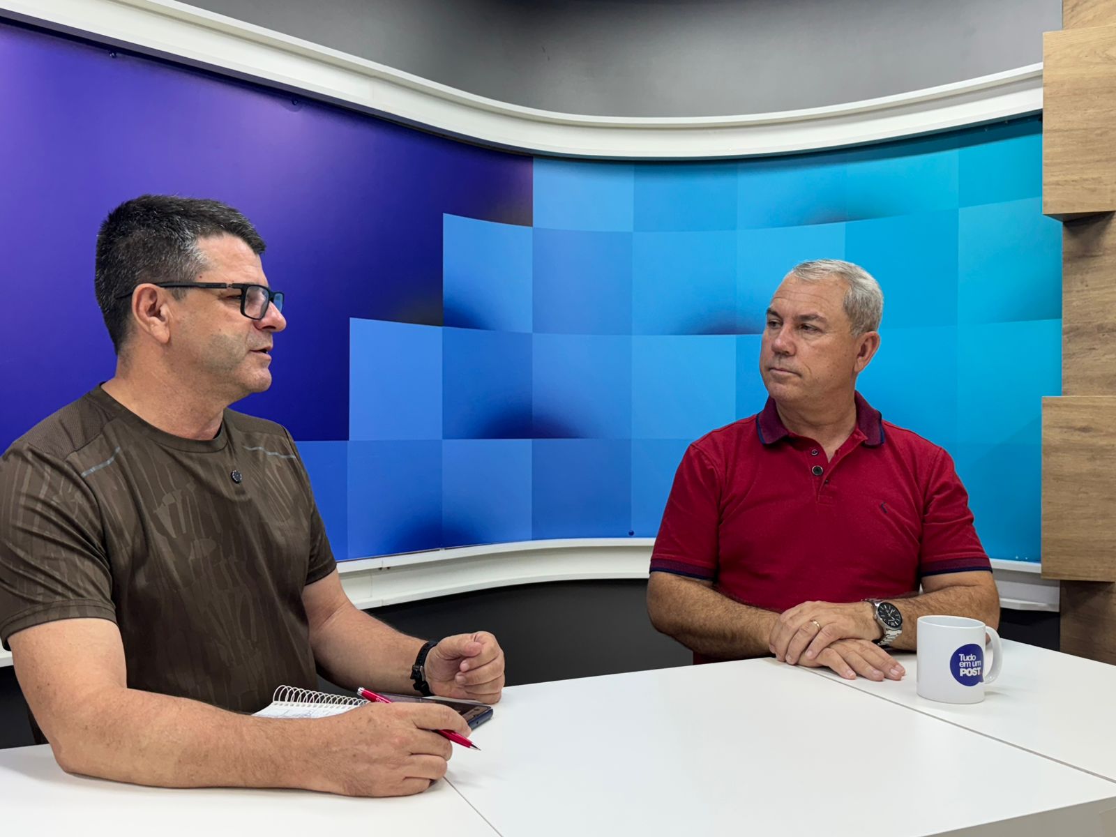 Enfoque Político: Evandro Conceição detalha modelo de Chapecó para clínica multissocial e novos projetos em Araranguá