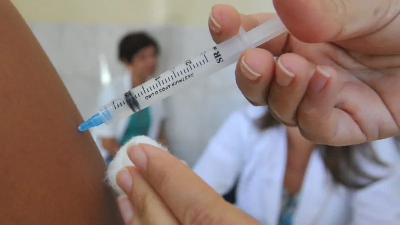 DIA D DA VACINAÇÃO: BALNEÁRIO GAIVOTA MOBILIZA POPULAÇÃO CONTRA GRIPE E TÉTANO