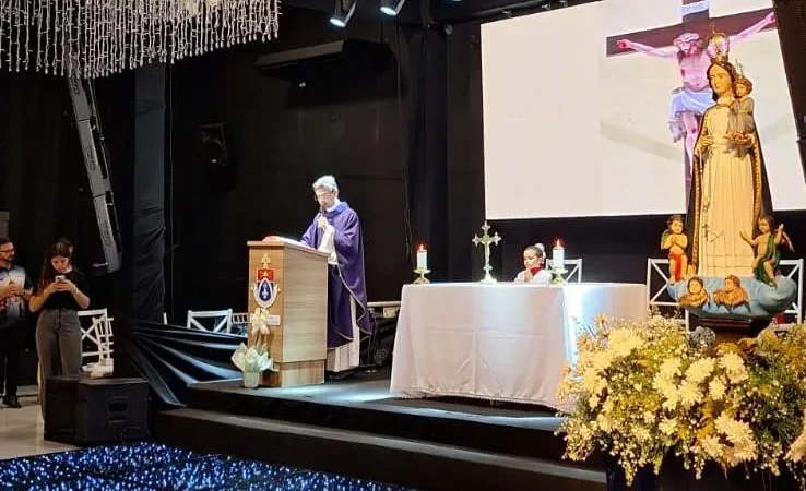 FÉ NO TRABALHO: MISSAS EM EMPRESAS APROXIMAM COMUNIDADE DURANTE FESTA DA PADROEIRA