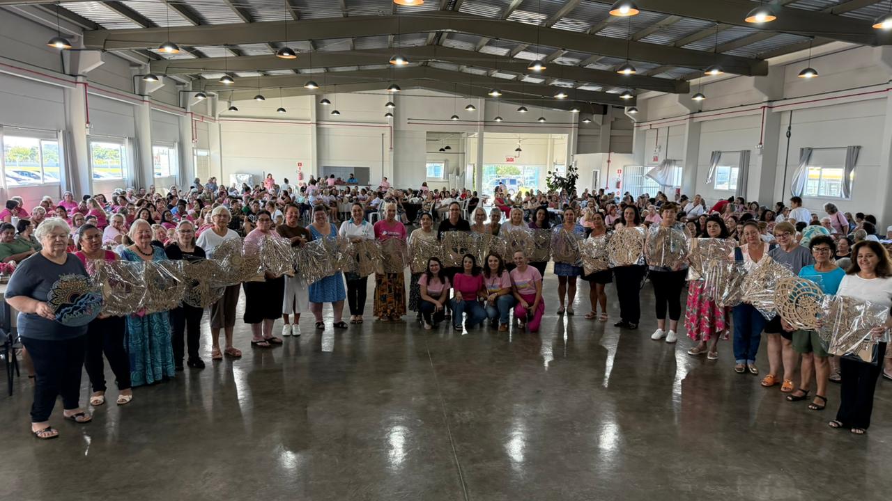 EMOÇÃO E DESPEDIDA MARCAM ENCONTRO HISTÓRICO DOS CLUBES DE MÃES EM ARROIO DO SILVA