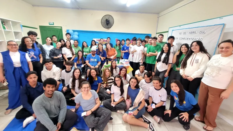 Café Inclusivo fortalece acolhimento e apoio às famílias na EEB João dos Santos Areão