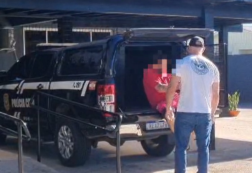 Polícia Civil prende em Balneário Gaivota foragido por homicídio no Paraná