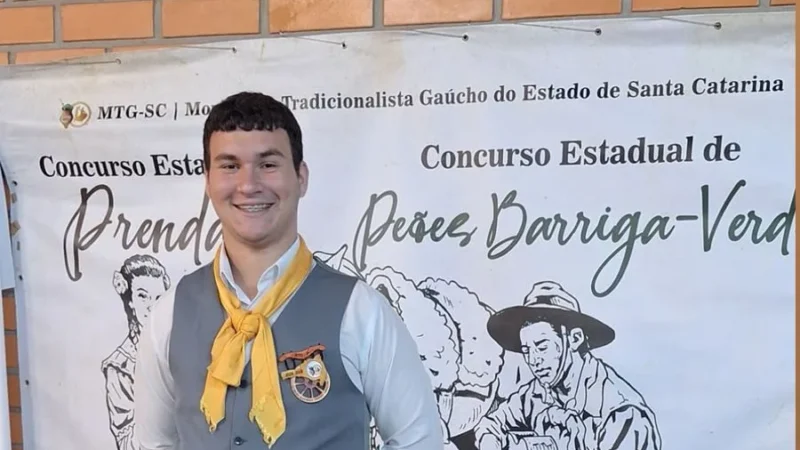 ARARANGUAENSE CONQUISTA TÍTULO ESTADUAL E PASSA A REPRESENTAR SANTA CATARINA NO TRADICIONALISMO