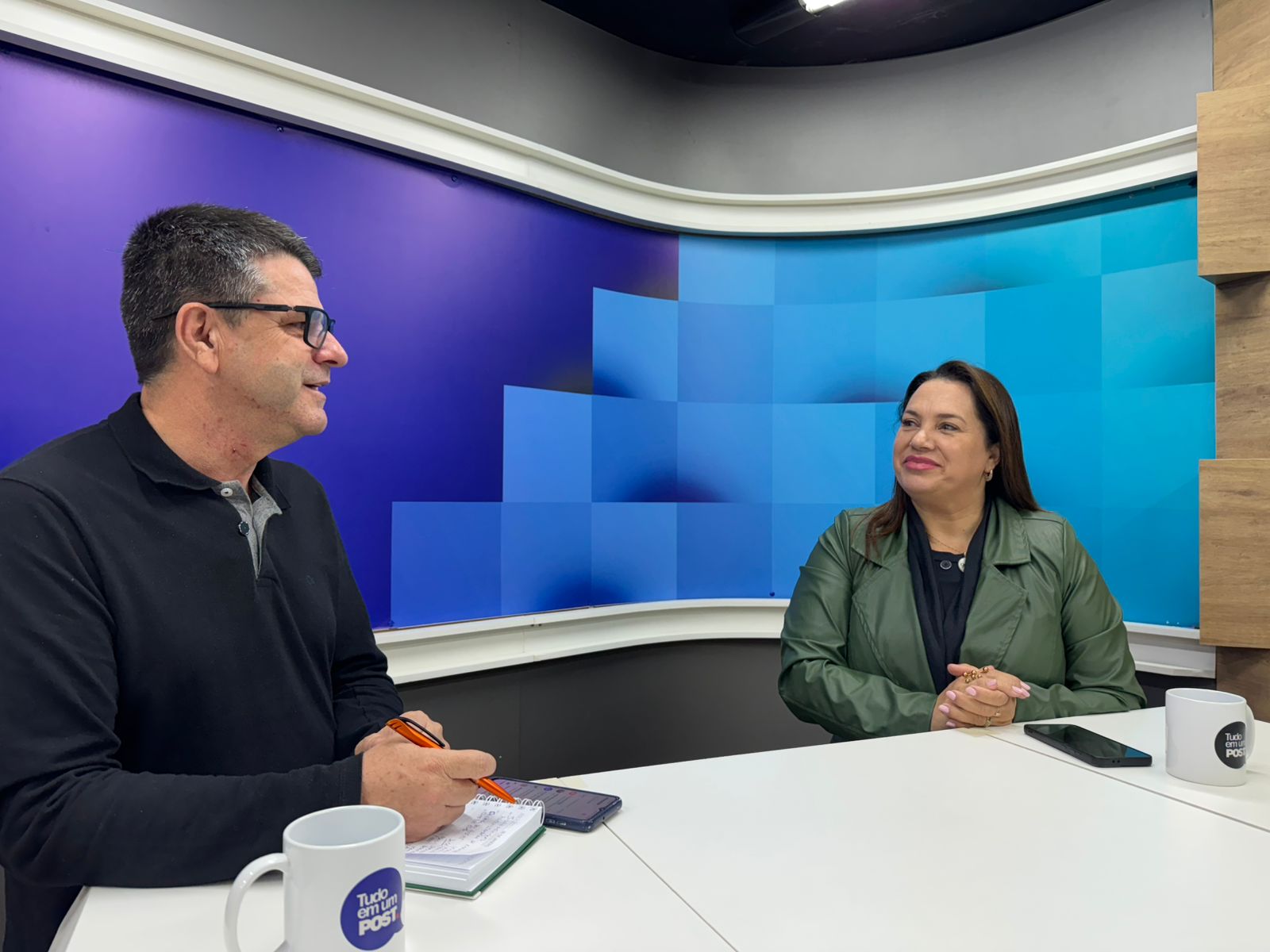 Sílvia Rodrigues celebra um ano do podcast “Elas por Elas” e destaca o protagonismo feminino na região