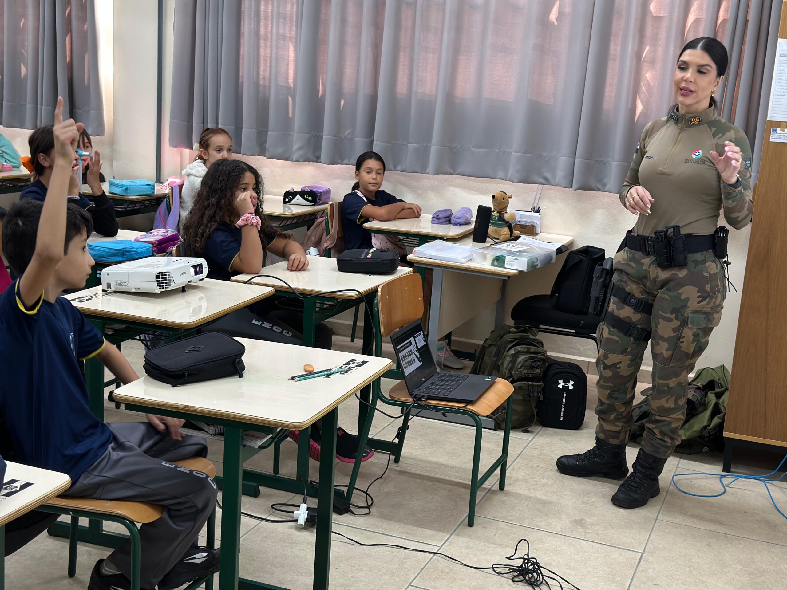 Escola cívico-militar de Araranguá desenvolve projeto ambiental com alunos do ensino fundamental