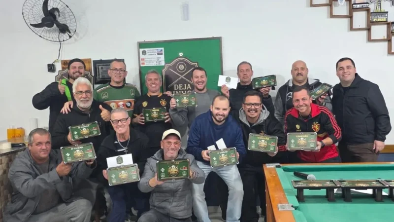 Viradas, bola decisiva e casa cheia marcam final emocionante do Regional de Sinuca em Araranguá