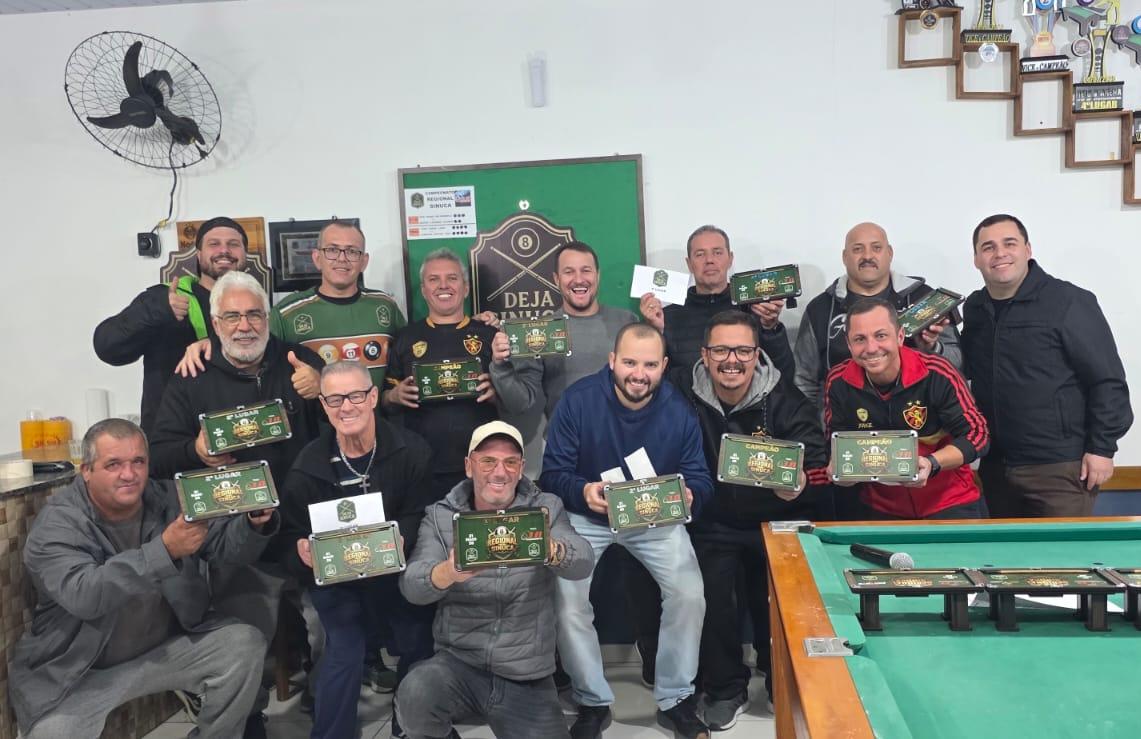 Viradas, bola decisiva e casa cheia marcam final emocionante do Regional de Sinuca em Araranguá