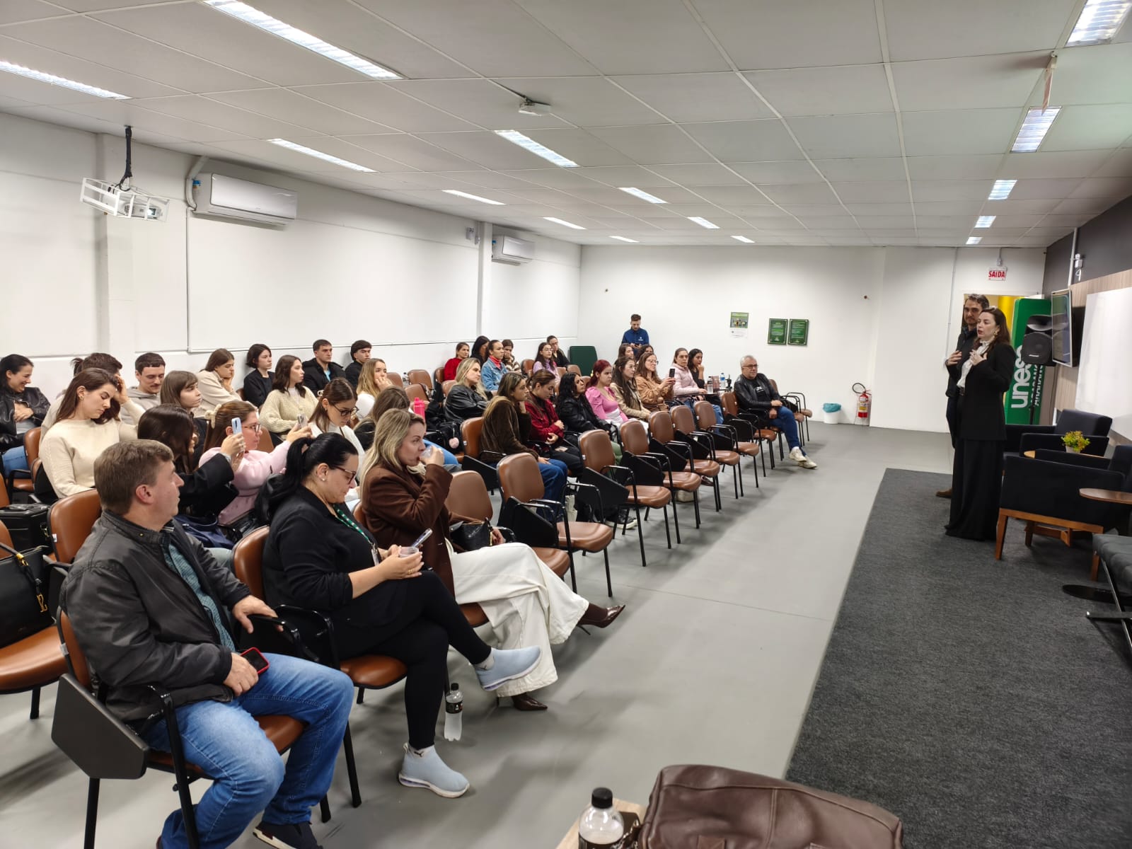 UNESC ARARANGUÁ RECEBE AGENTES DE INOVAÇÃO E APRESENTA OPORTUNIDADES PARA NOVOS EMPREENDEDORES