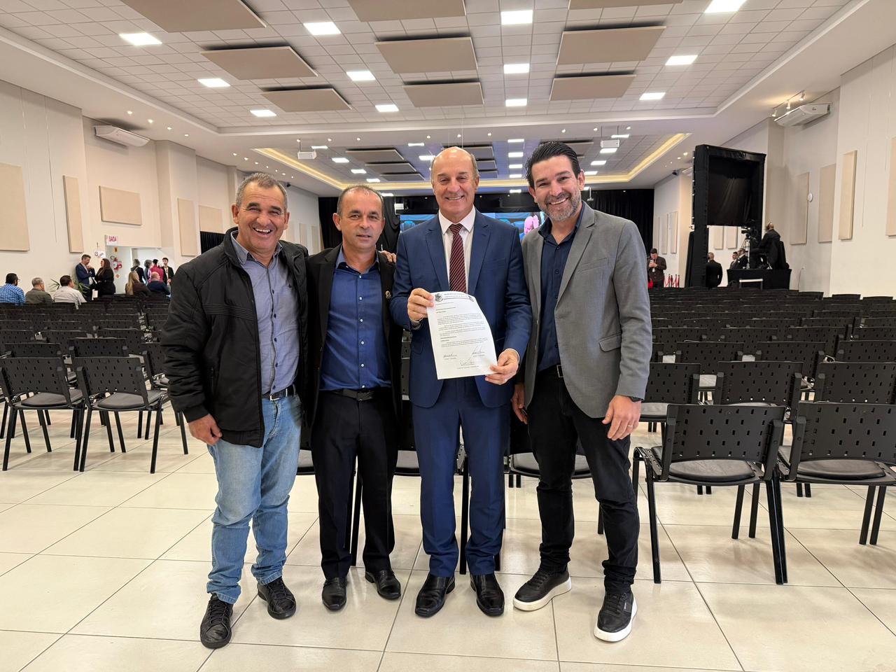 Bancada Progressistas articula avanço de projeto para destinação social do antigo prédio dos Bombeiros em Sombrio