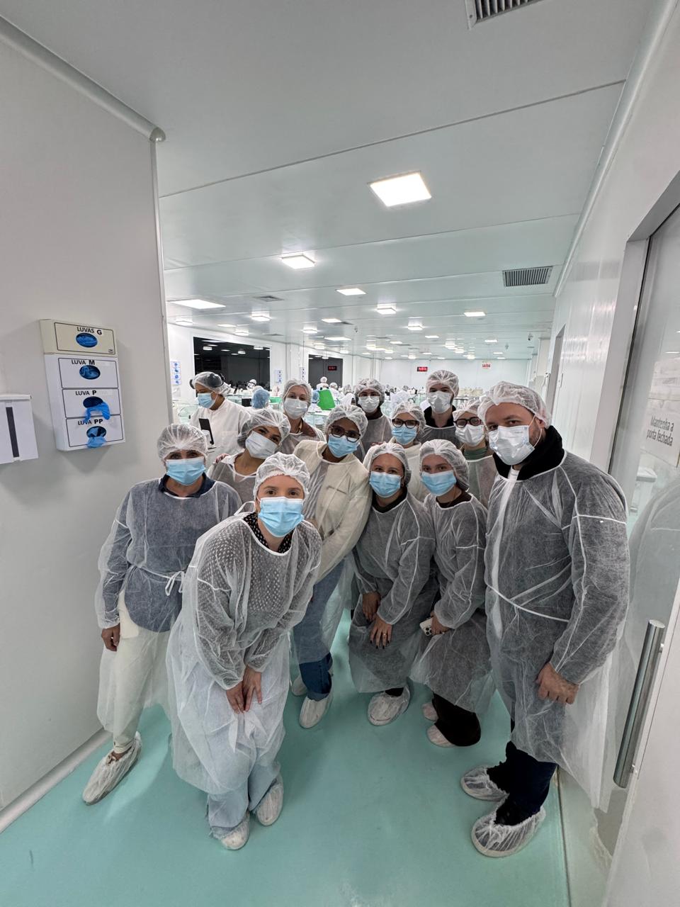 Acadêmicos de Nutrição da Unesc Araranguá vivenciam prática profissional em visita técnica à Essential Nutrition