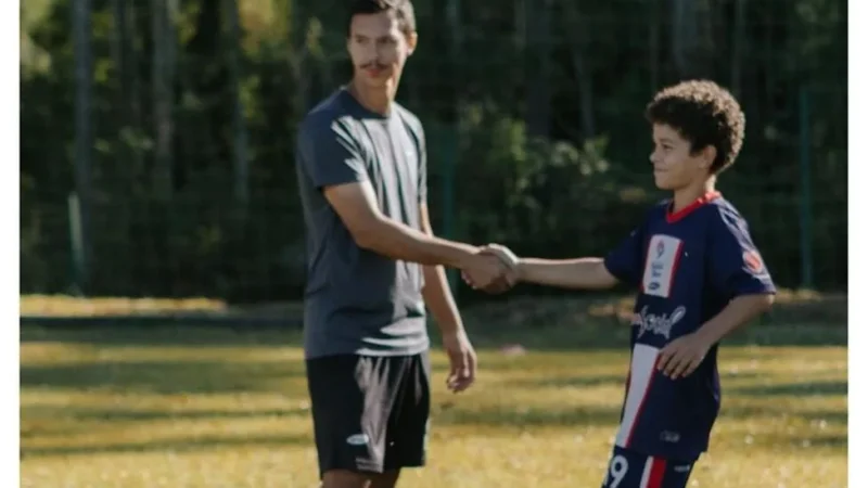Ex-aluno se torna professor e reforça impacto social de projeto esportivo em Criciúma