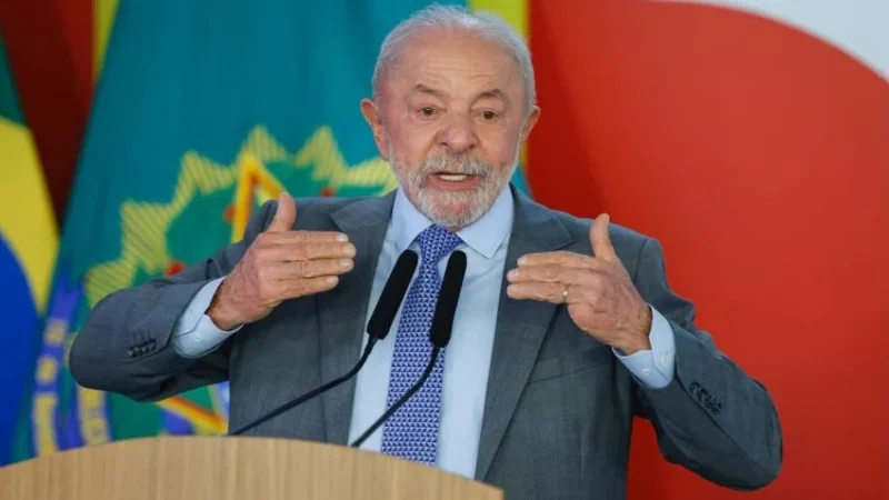 Lula cumpre agenda em Itajaí focada na expansão da indústria naval catarinense