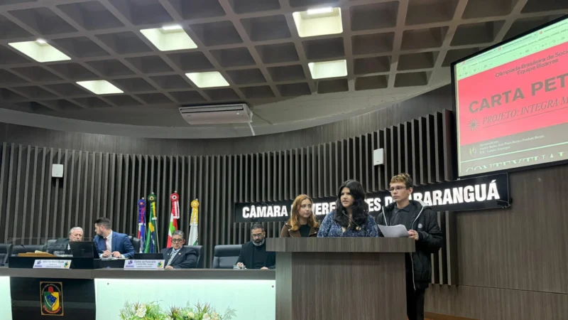 IFSC Araranguá apresenta Projeto “Integra Meninas” premiado nacionalmente
