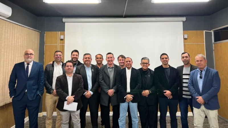 Vereadores de Araranguá acompanham projetos viários em reunião com o DNIT