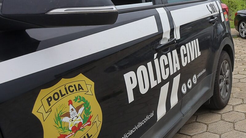 Operação Tela Oculta avança em Araranguá: mulher é presa com 1,4 kg de maconha durante ação da DIC