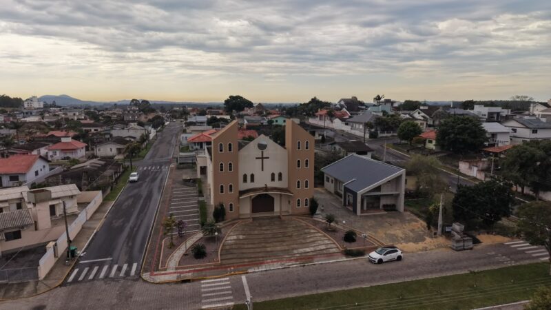 Fé em movimento: paróquia realiza primeiro cerco de Jericó em Araranguá