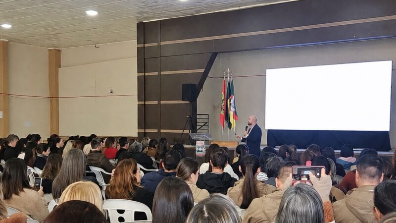 Sombrio capacita 600 profissionais para fortalecer acolhimento de crianças e adolescentes vítimas de violência