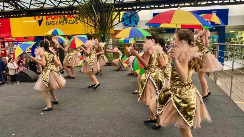 Arraial da Casa da Cultura transforma Rua Coberta de Sombrio em palco de arte, tradição e produção local