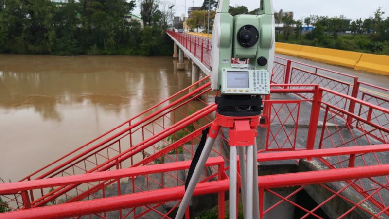 Defesa Civil instala nova régua de medição e reforça monitoramento do rio em Araranguá