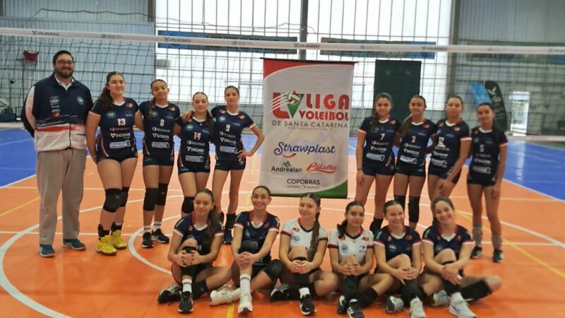 Garra e evolução: Sub-17 feminino de Balneário Gaivota conquista vaga na Etapa Bronze da Liga