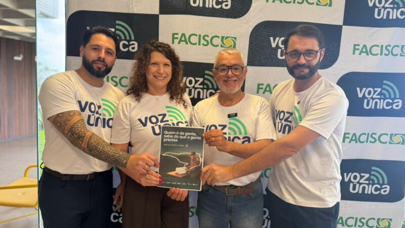 Presidente da ACIVA leva demandas do Extremo Sul a candidatos durante o Voz Única 2026