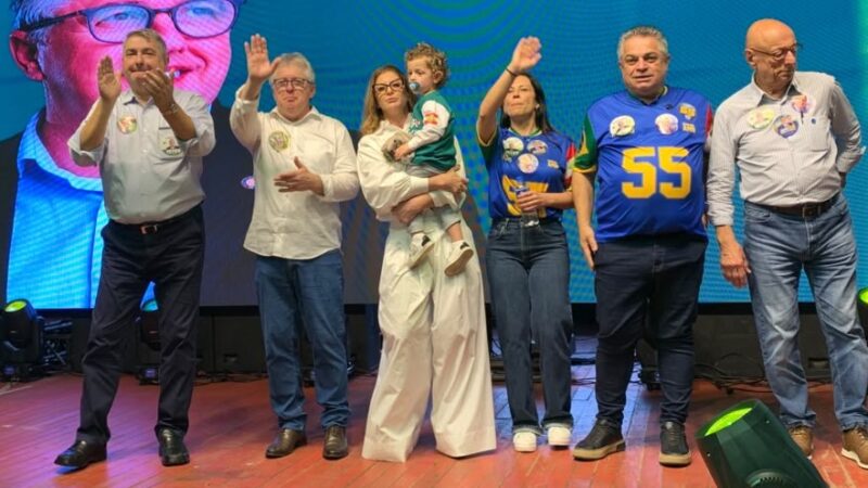 Candidatos ao governo e senado prestigiam lançamento de Tiago Zilli