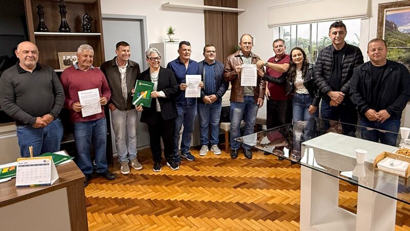 Jacinto Machado anuncia mais de R$ 2,5 milhões em obras de pavimentação e apoio ao setor agrícola