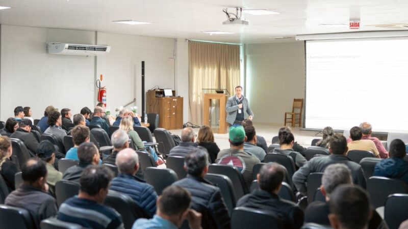 3º Encontro Regional de Bananicultura reúne produtores e profissionais em Jacinto Machado