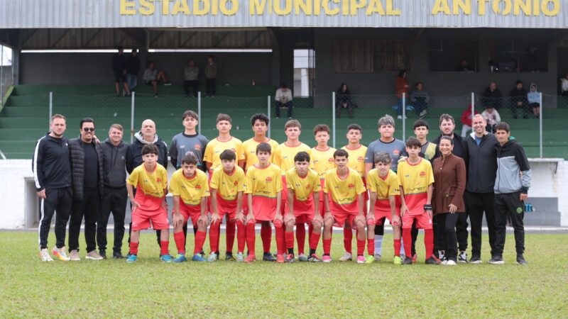 Torneio da Amizade Sub-15 reúne público e destaca futebol de base em Sombrio
