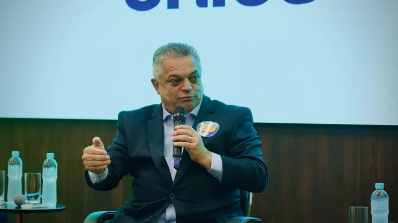 João Rodrigues intensifica campanha com debates e encontros com lideranças