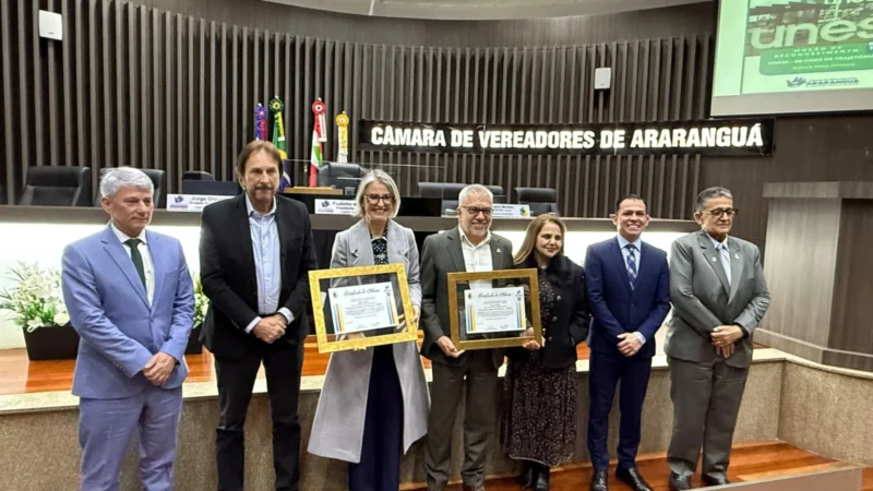 Câmara de Araranguá homenageia Unesc pelos 58 anos de história e consolidação do campus local