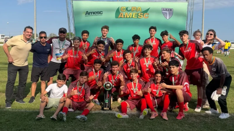Araranguá conquista títulos do Sub-17 e Livre na 16ª Copa AMESC de Seleções