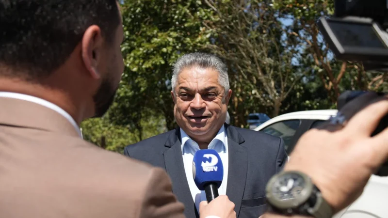 João Rodrigues defende regionalização da Saúde e valorização dos professores em debate do Grupo ND